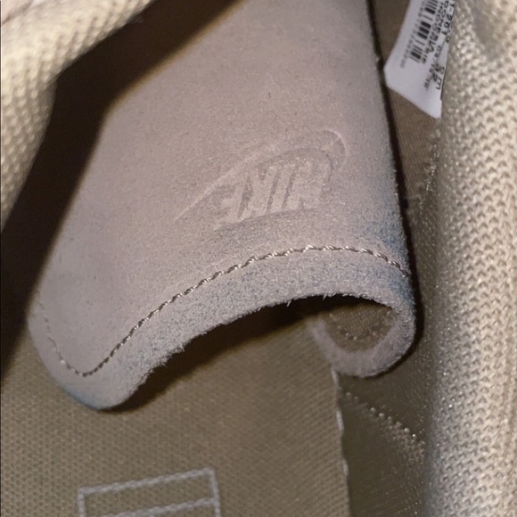 MENS Tan Nike Suede Shoes - Picture 12 of 12